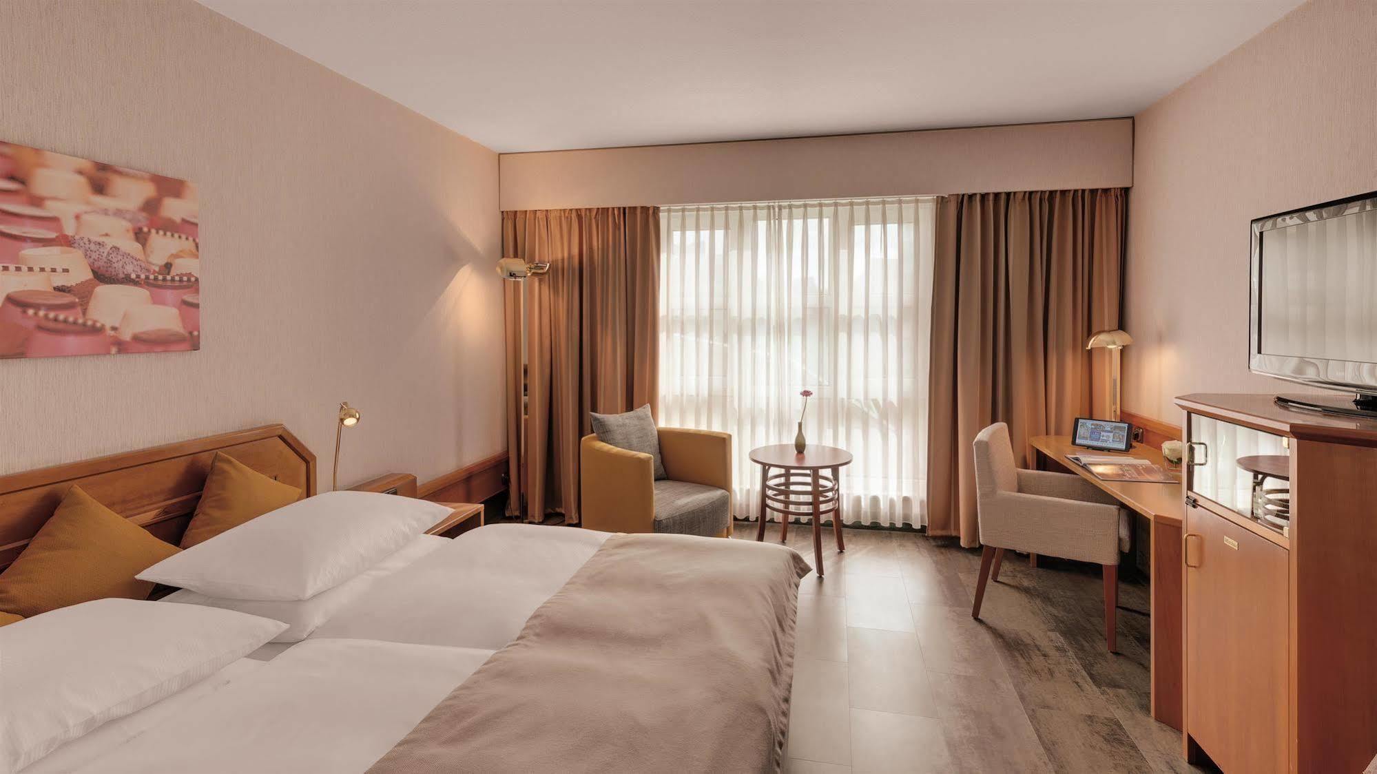 Hotel Western