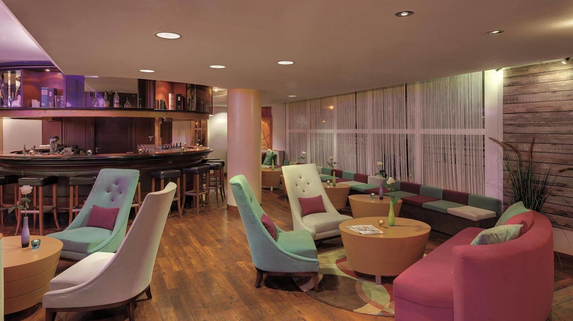 Western Hotel 4*